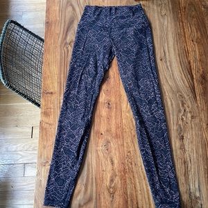Align pattered 26” legging